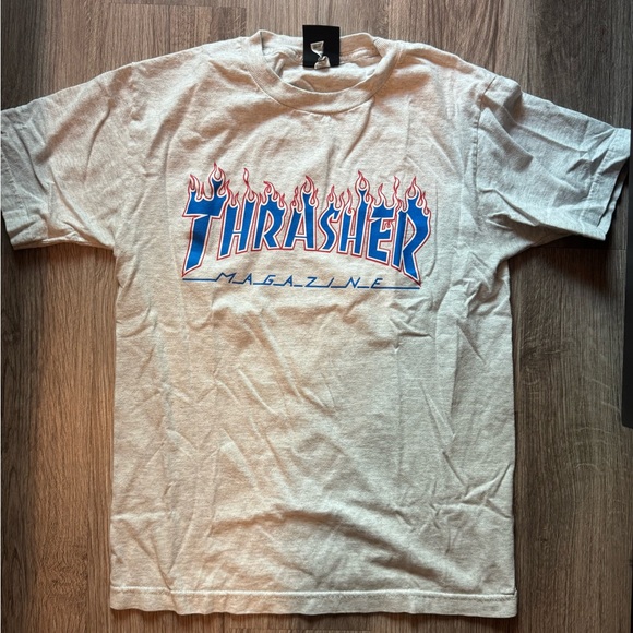 Thrasher Tops - Thrasher Magazine Flame Logo T-Shirt Small Heather Grey